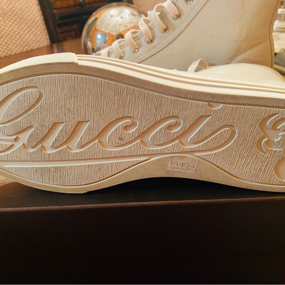 Beige Gucci Sneakers - Picture 5 of 5